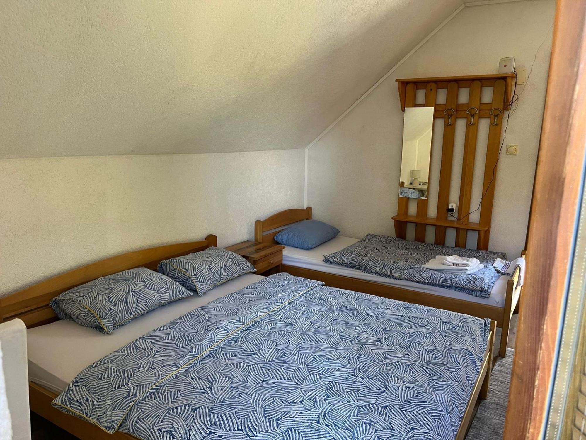 Bed And Breakfast Family Djukic Sipovo 외부 사진