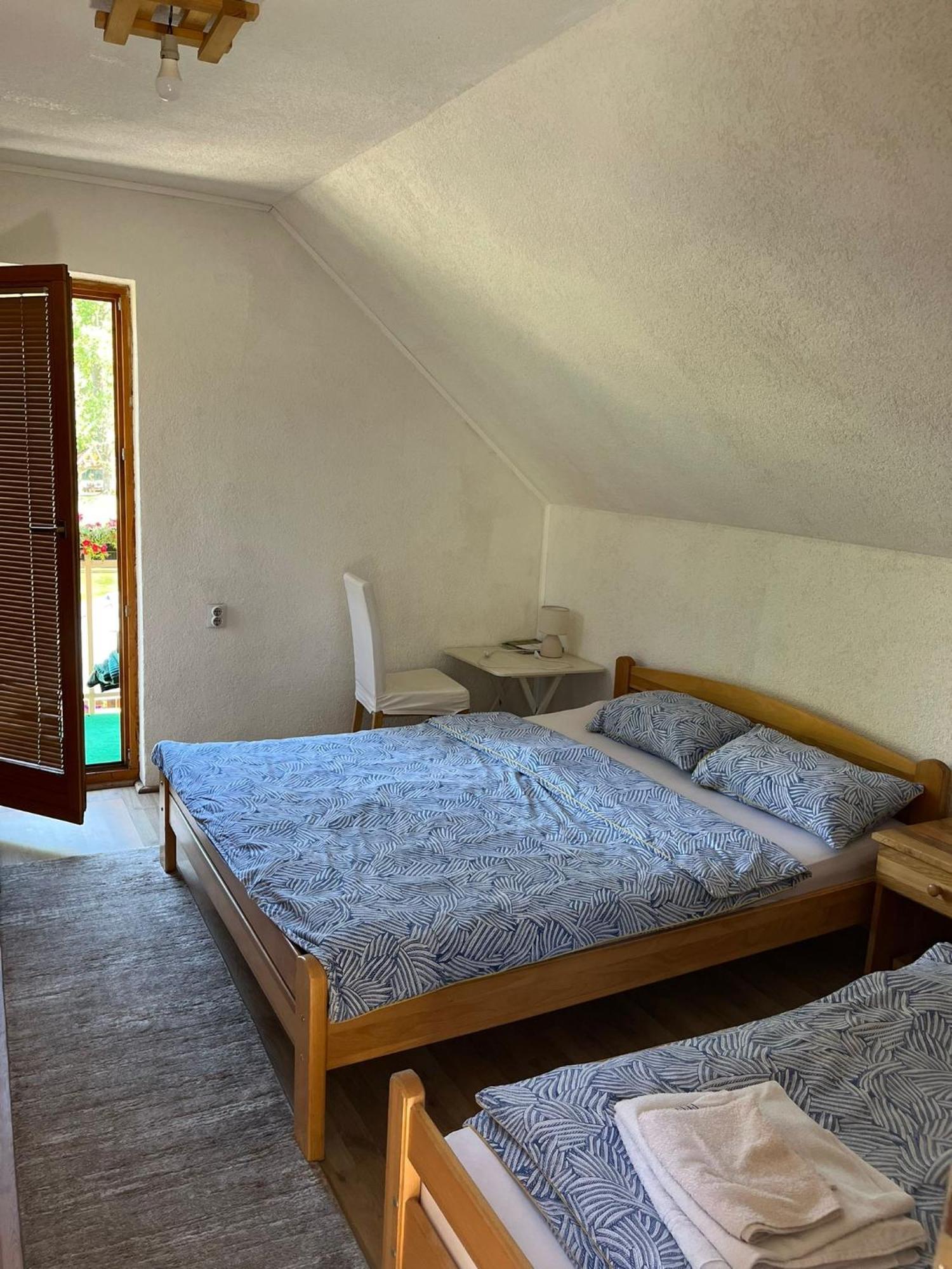 Bed And Breakfast Family Djukic Sipovo 외부 사진